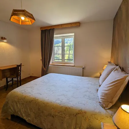 Bed and Breakfast D'hotes Kieffer Le Grand Bienfaisy 3*