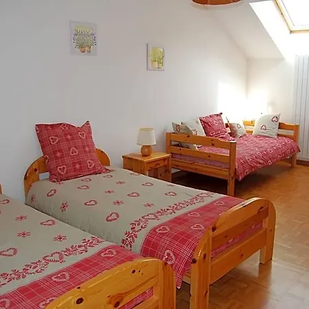 D'hotes Kieffer Le Grand Bienfaisy 3* 르미르몽