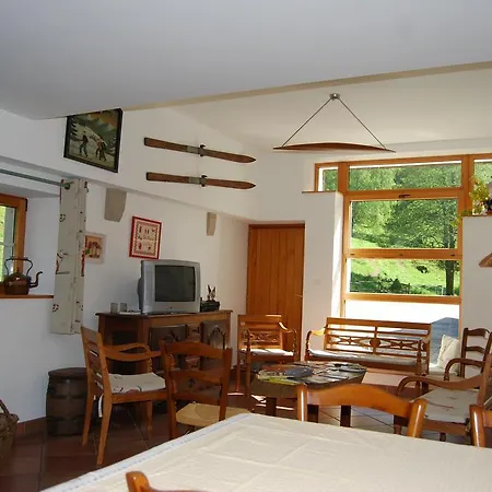 D'hotes Kieffer Le Grand Bienfaisy Bed and Breakfast 3*