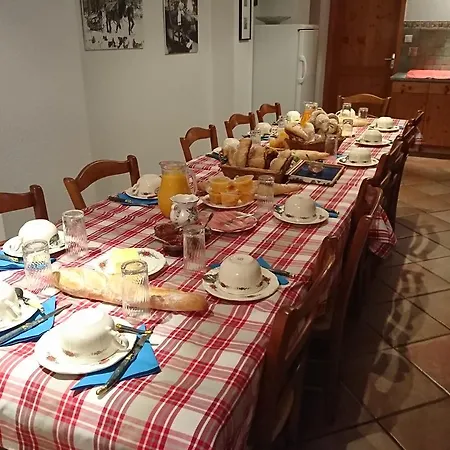 D'hôtes Kieffer Le Grand Bienfaisy Frühstückspension Remiremont