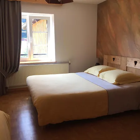 D'hotes Kieffer Le Grand Bienfaisy B&B 르미르몽